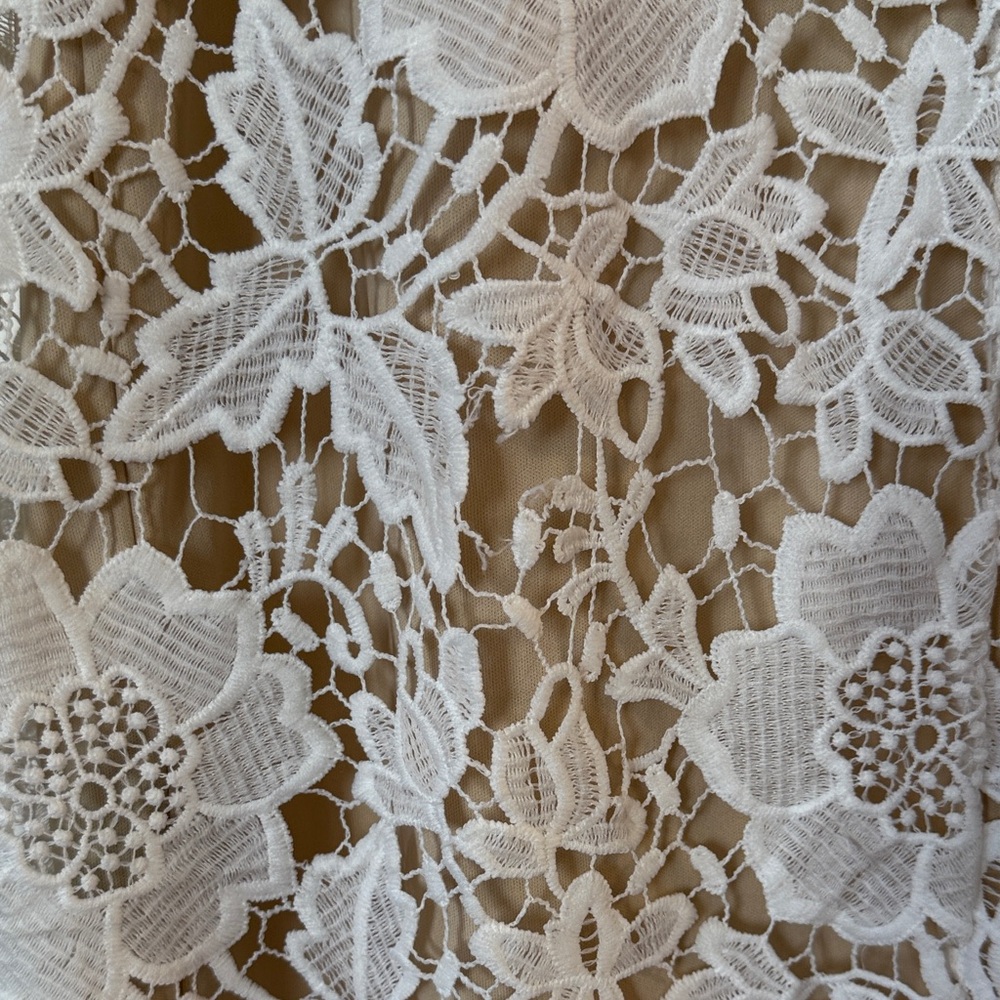 Ronni Nicole White Floral Lace Midi Dress - Picture 9 of 9